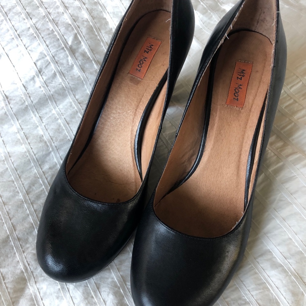 Miz Mooz Round Toe Heels with 3.5” heel